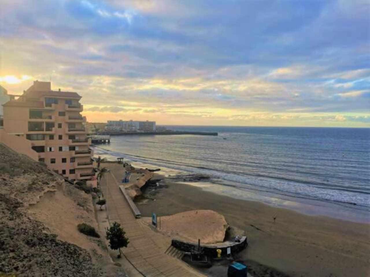 Rentenerife Tropical Banana El Medano Buitenkant foto